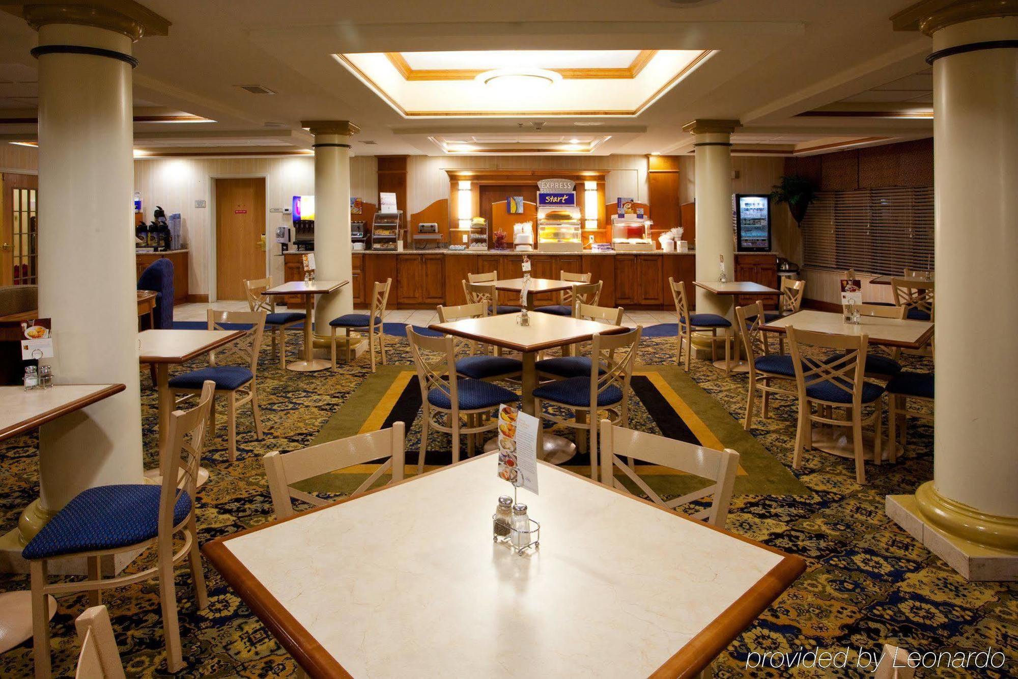 Holiday Inn Express Hotel & Suites Jacksonville-Blount Island By Ihg Restaurace fotografie